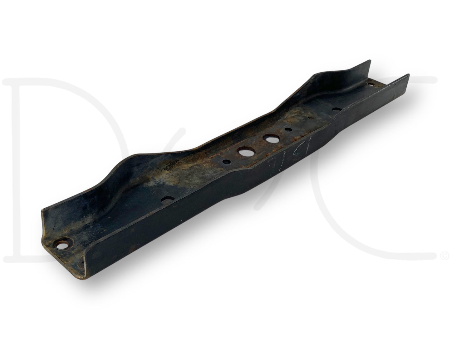 83-94 Ford F600 F700 Radiator Lower Support Bracket Front Frame Crossmember