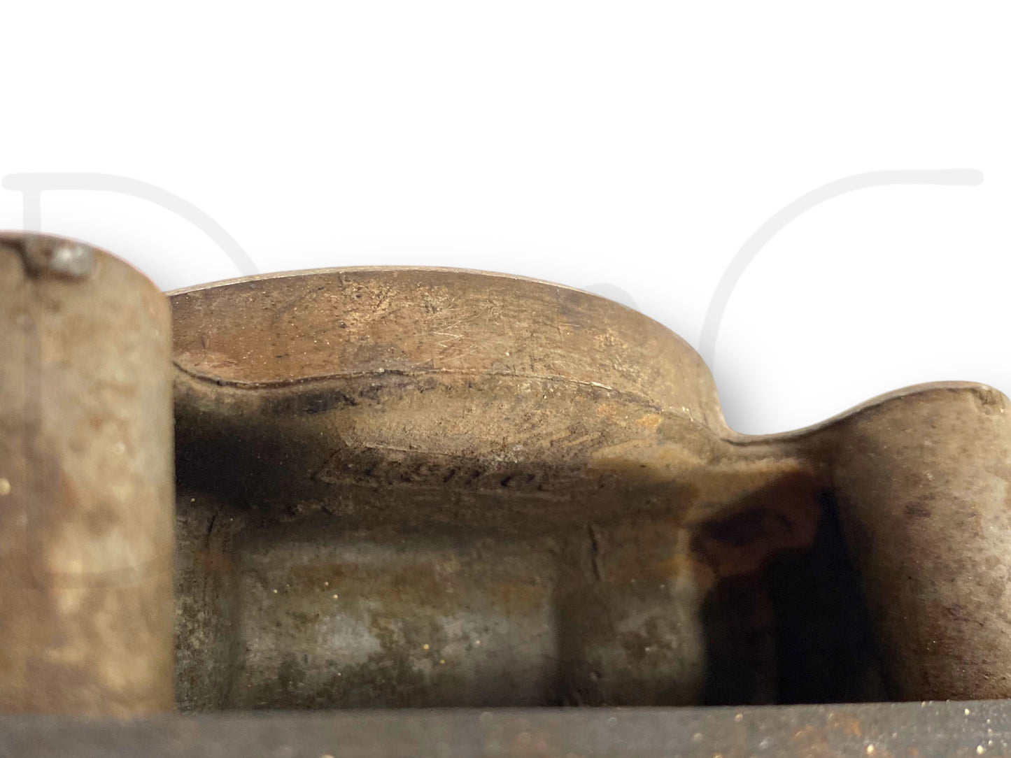 87-94 Ford F600 F700 Water Coolant Filter Head Base Bracket E7Ht-8A425-AB