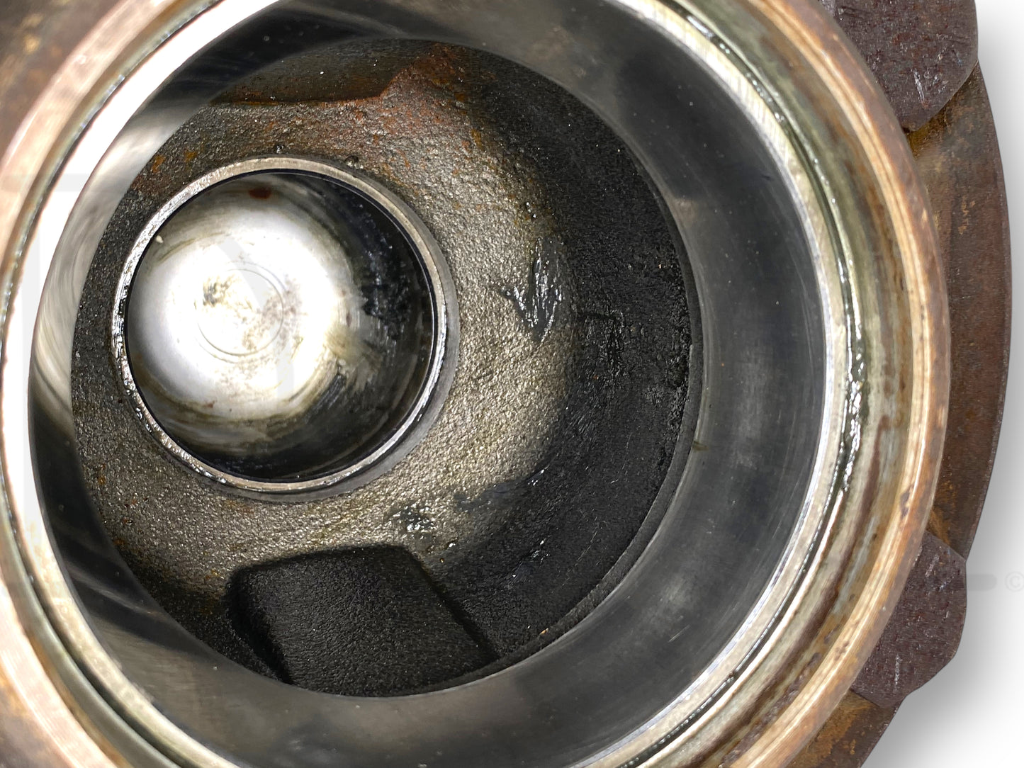 87-90 Ford F600 F700 Front Axle Wheel Bearing Hub Stud Pilot 6 Lug LH Left OE