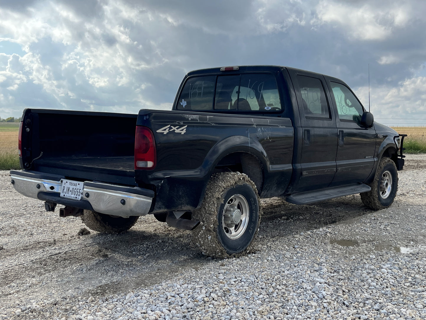 1999-2007 Ford F250 F350 Front Fender LH Left Driver Ua Black