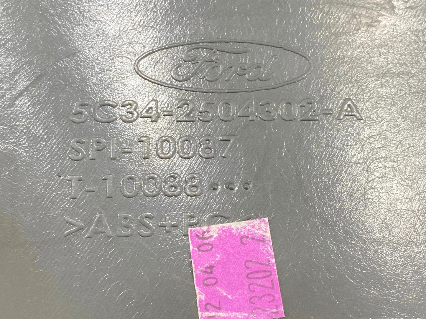 05-07 Ford F250 F350 Center Lower Dash Panel Gray Dashboard OE 5C34-2504302-A