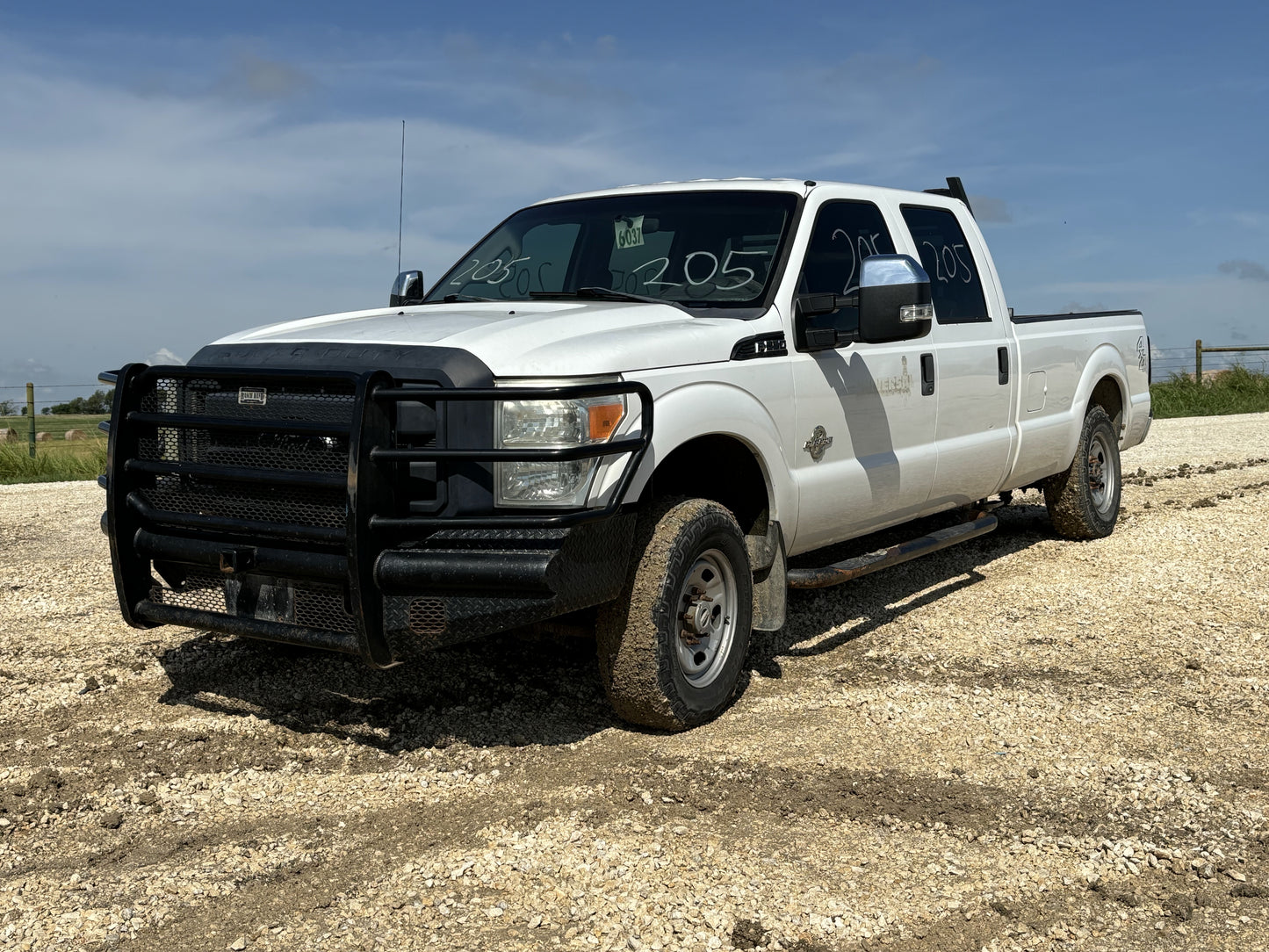 11-16 Ford F250 F350 Super Duty Hood Z1 White