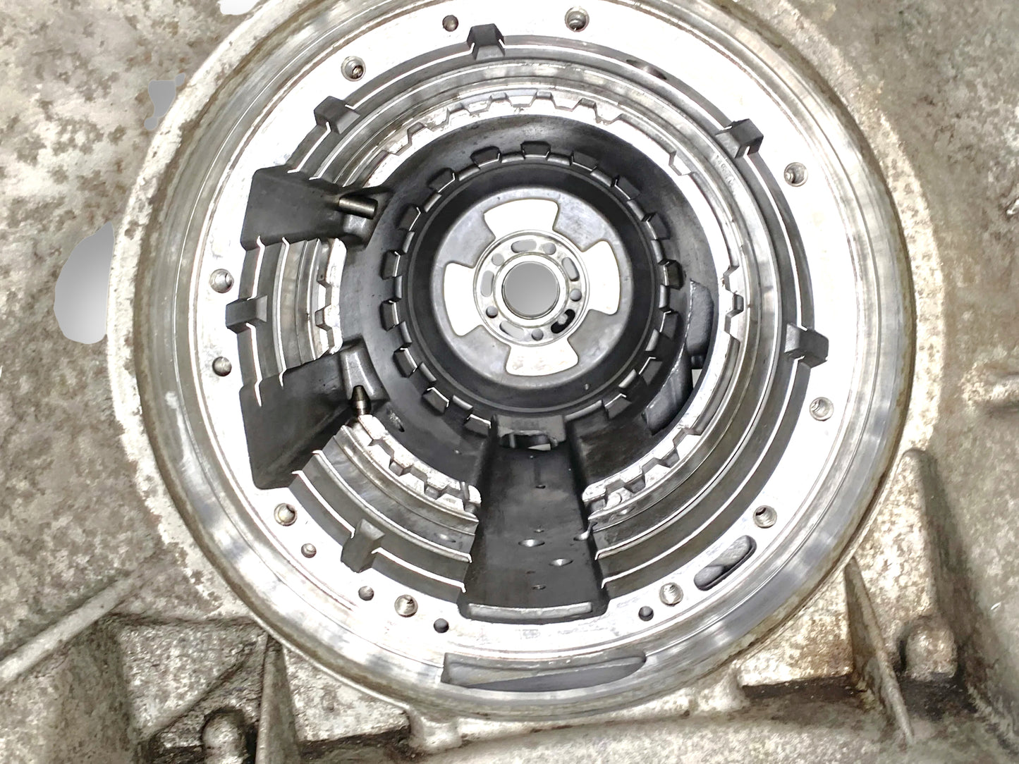 99-02 Ford Diesel 4R100 Auto Automatic Transmission Empty Case F81P-7006-Ca