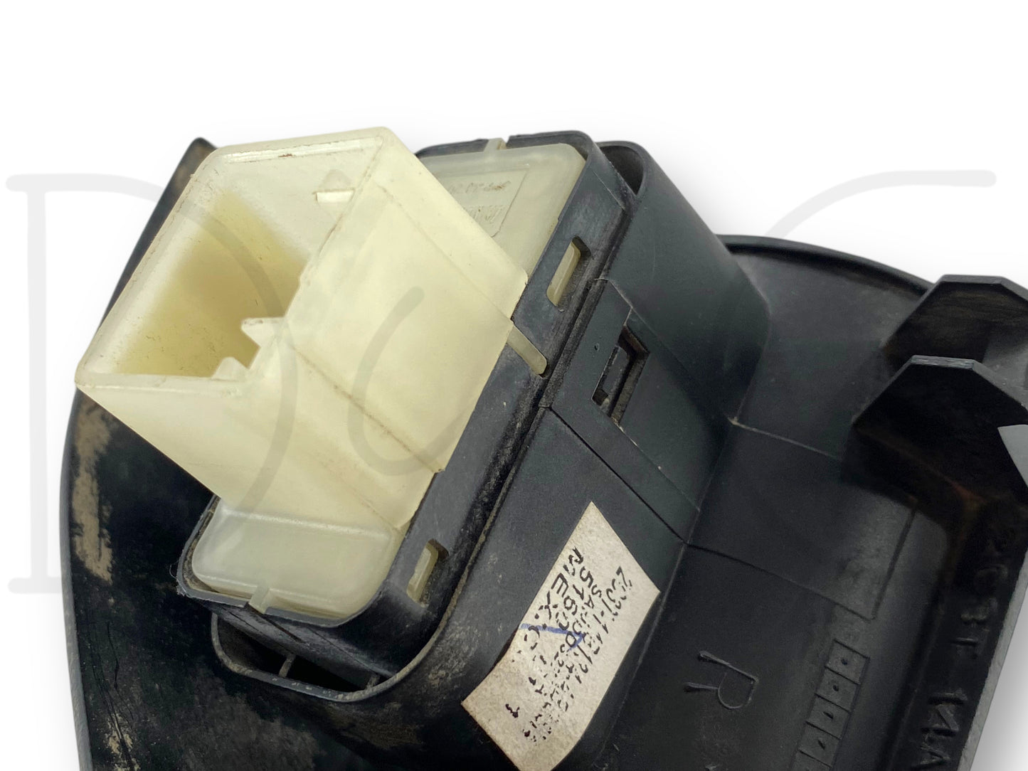 02-07 Ford F250 F350 Crew Cab RH Right Passenger Rear Door Window Switch