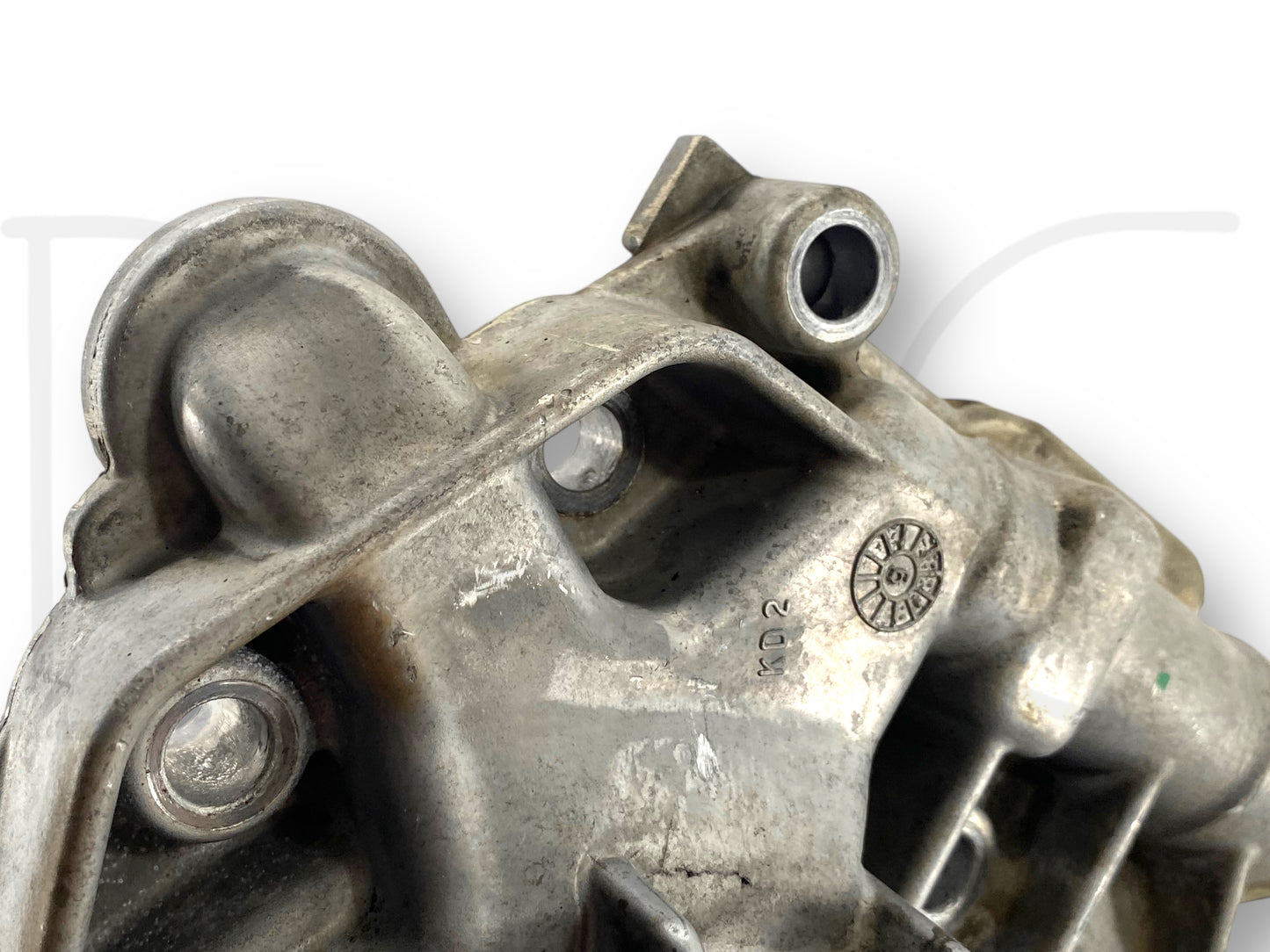 08-10 Ford F250 F350 6.4 6.4L Oil Pump Housing Cover OE 1855707C2