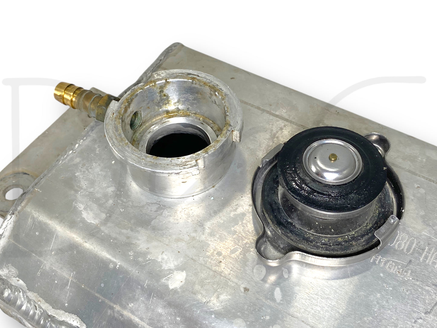 80-98 Ford F650 F750 F800 Radiator Coolant Overflow Reservoir Bottle Tank