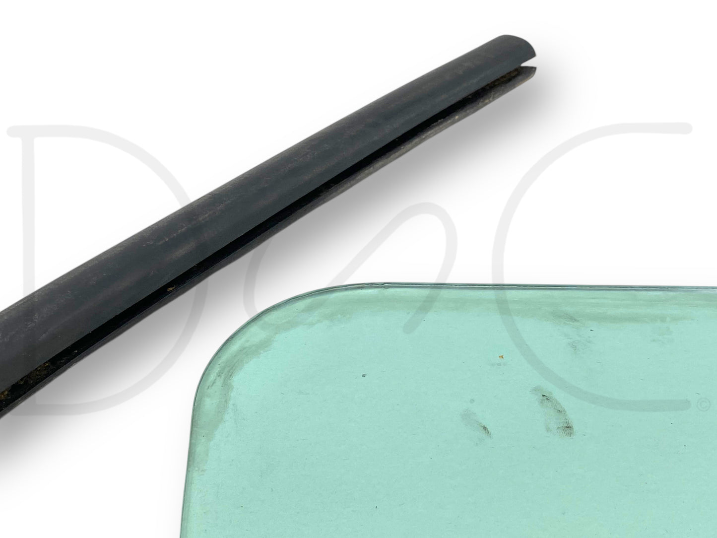 Cat 226B 232B Skid Steer Cab Rear Window Glass W/ Seal 142-9319