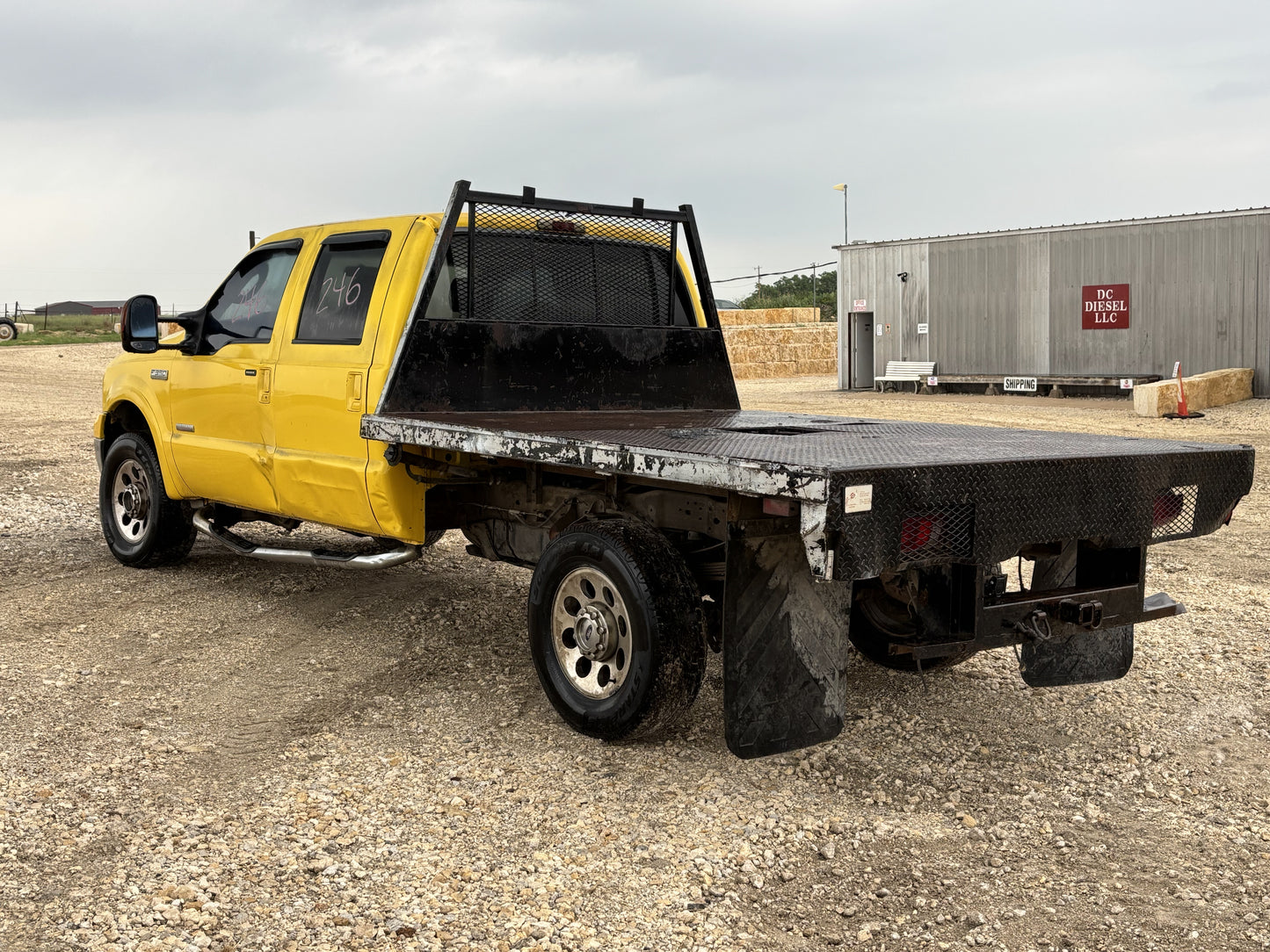 99-07 Ford F250 F350 Rear RH Right Passenger Crew Cab Door D6 Yellow Electric