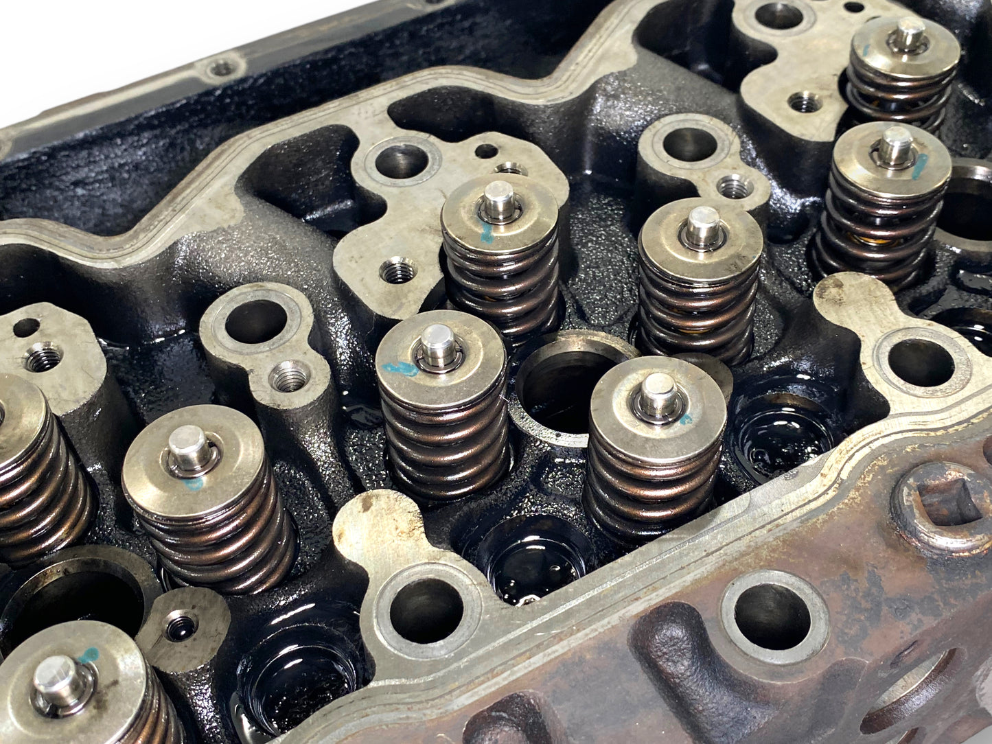 07-11 Dodge Ram 6.7 6.7L Isb Cummins Diesel 24 Valve Cylinder Head OEM 3977221