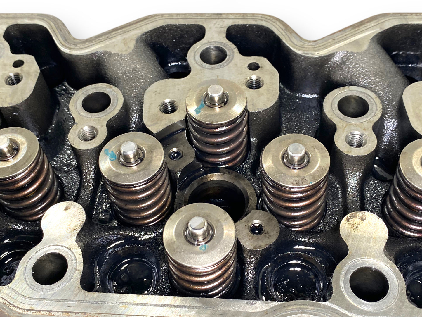 07-11 Dodge Ram 6.7 6.7L Isb Cummins Diesel 24 Valve Cylinder Head OEM 3977221