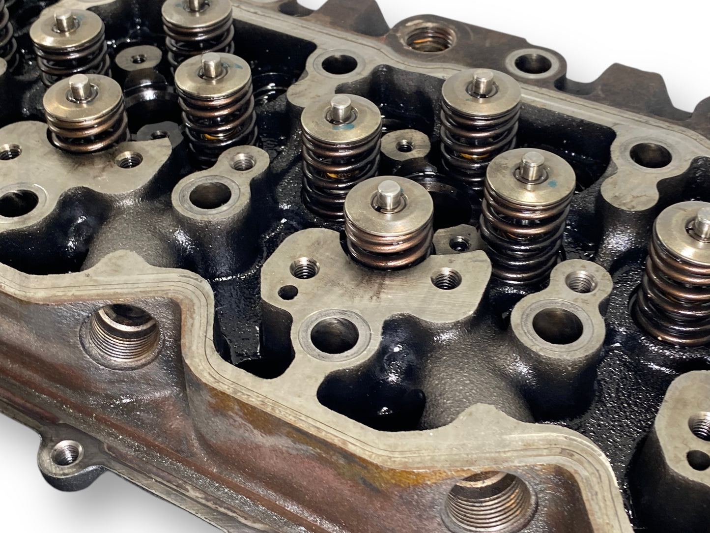 07-11 Dodge Ram 6.7 6.7L Isb Cummins Diesel 24 Valve Cylinder Head OEM 3977221
