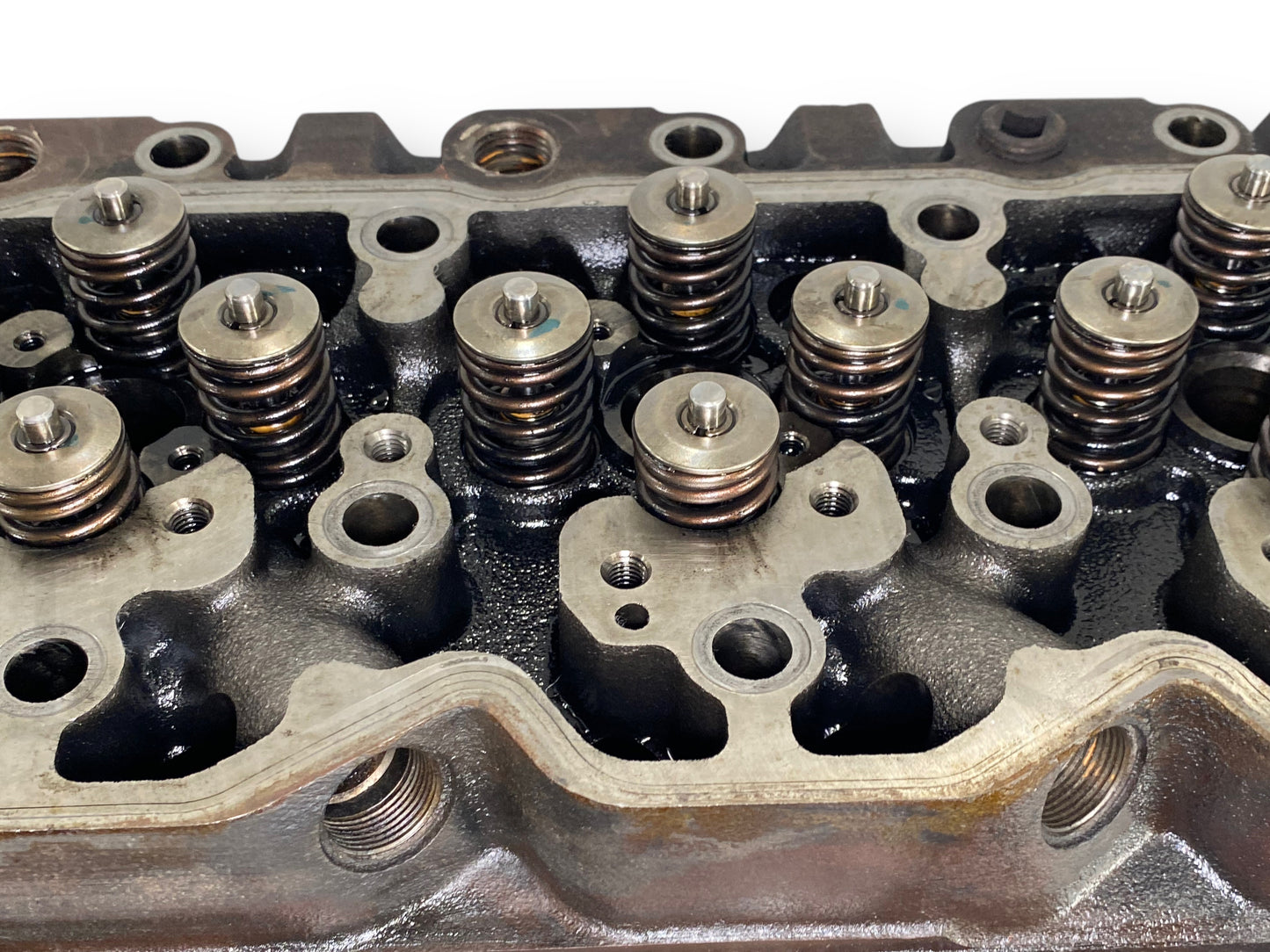 07-11 Dodge Ram 6.7 6.7L Isb Cummins Diesel 24 Valve Cylinder Head OEM 3977221