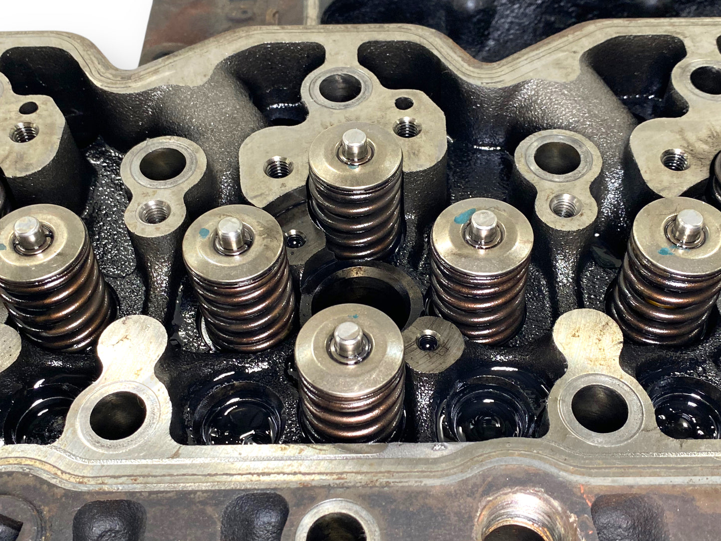 07-11 Dodge Ram 6.7 6.7L Isb Cummins Diesel 24 Valve Cylinder Head OEM 3977221