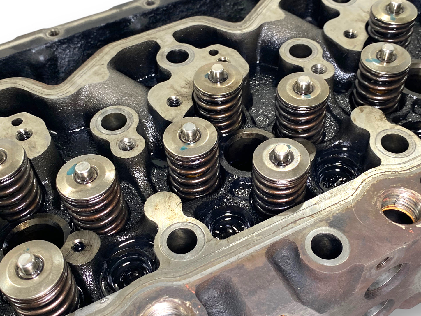 07-11 Dodge Ram 6.7 6.7L Isb Cummins Diesel 24 Valve Cylinder Head OEM 3977221