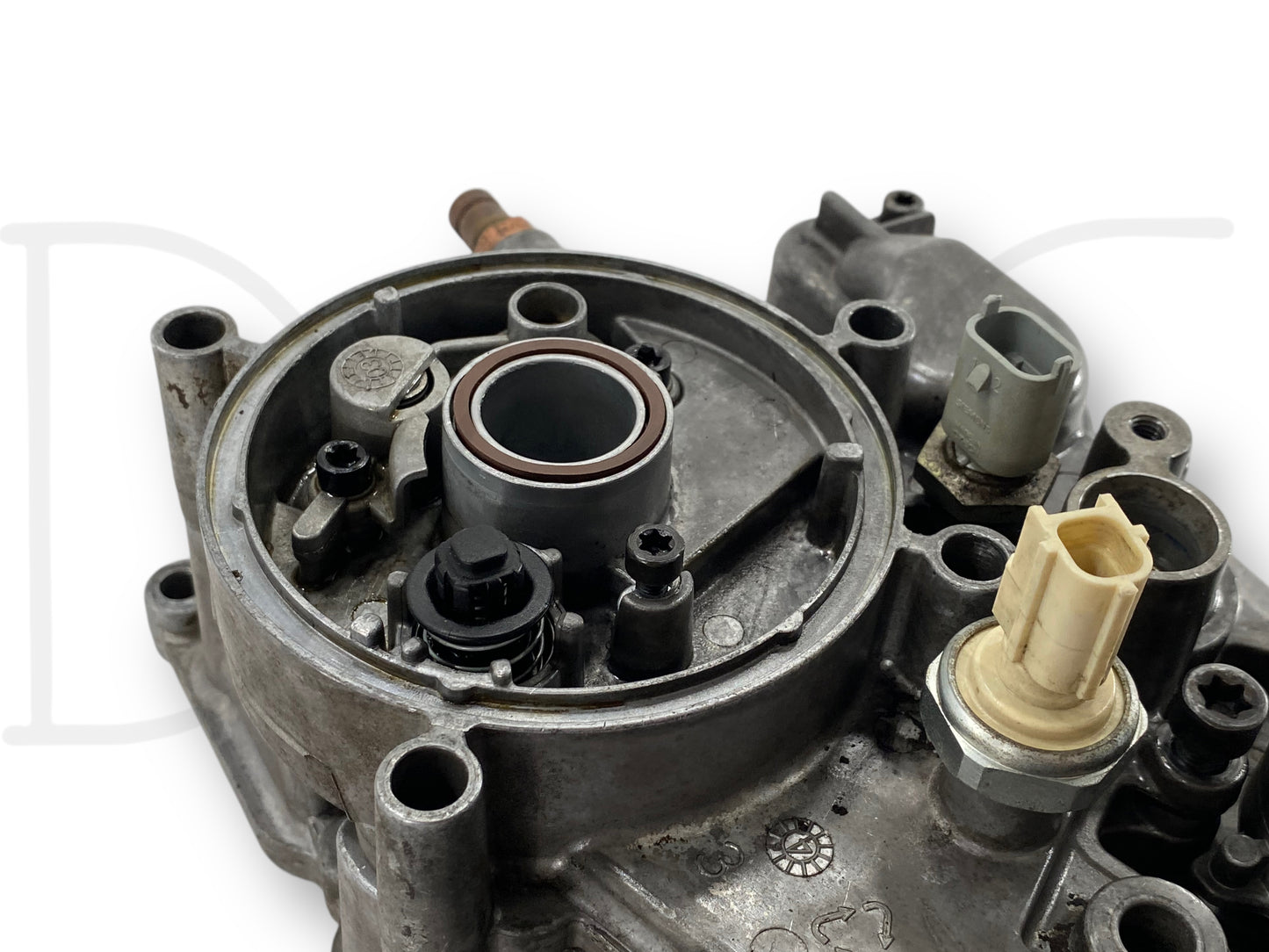 03-04 Ford F250 F350 6.0 6.0L Diesel Oil Cooler Housing Cover Assembly
