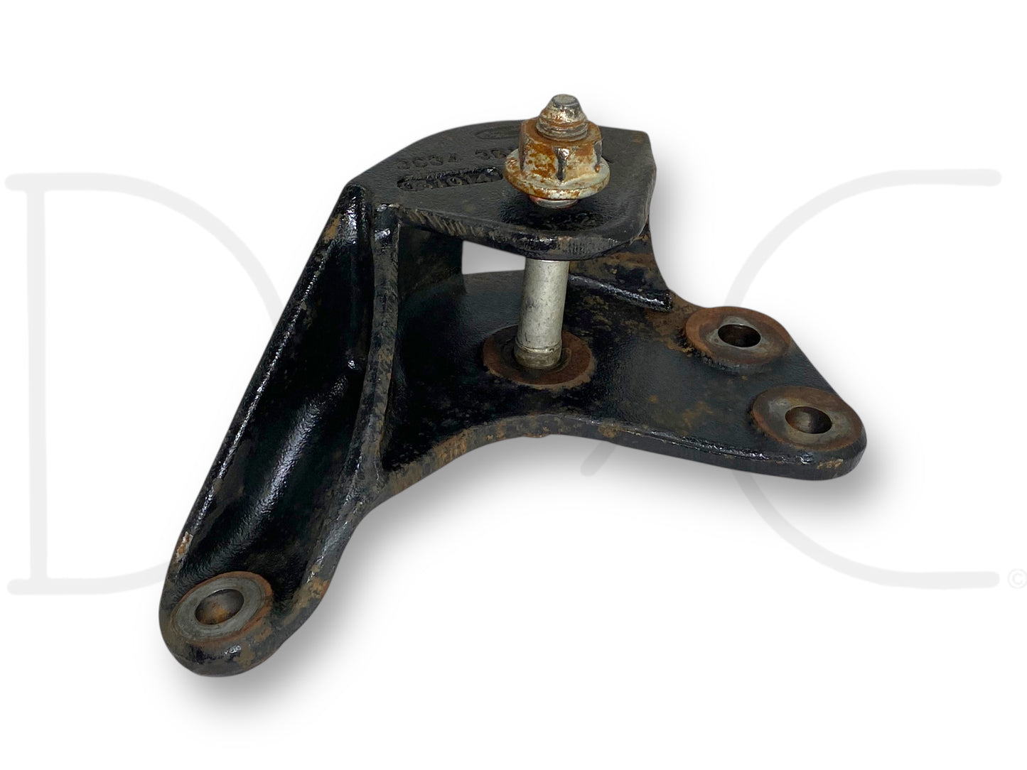 99-07 Ford F250 F350 2WD I-Beam Front Axle Pivot Mount Bracket Front RH Right