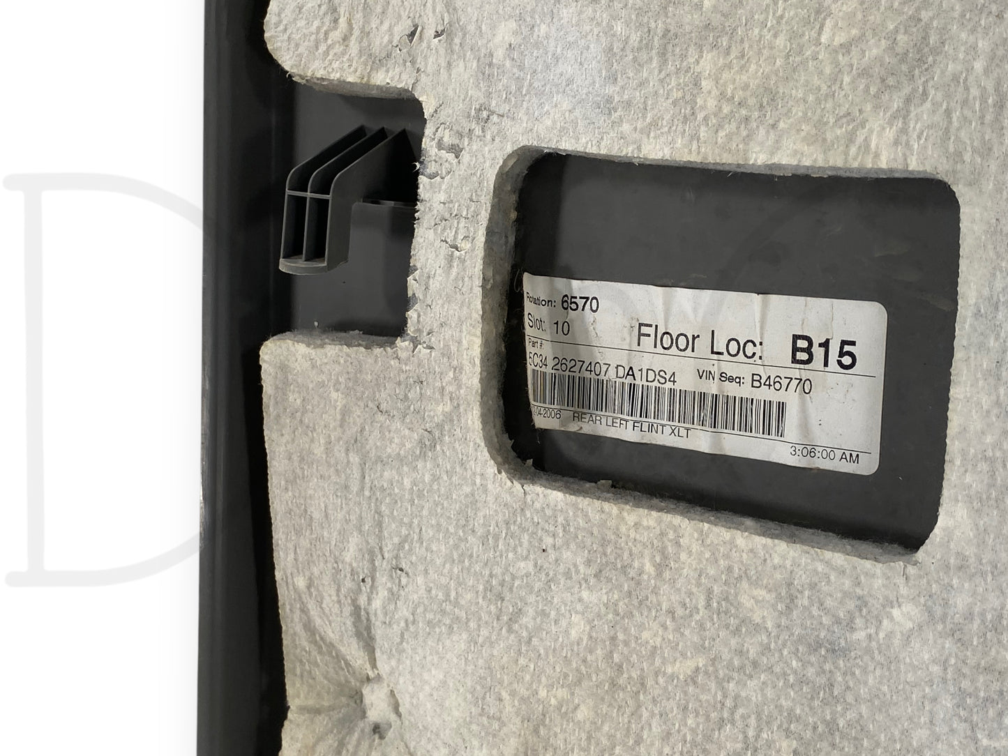 99-07 Ford F250 F350 XLT LH Left Driver Rear Door Panel Power Gray OE