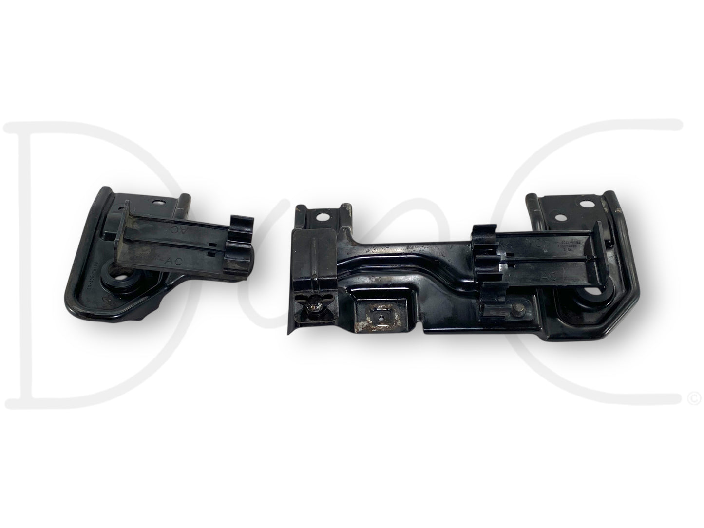 99-03 Ford F250 F350 Upper Radiator Mount Bracket Pair OE Brackets F81B8K007-AB