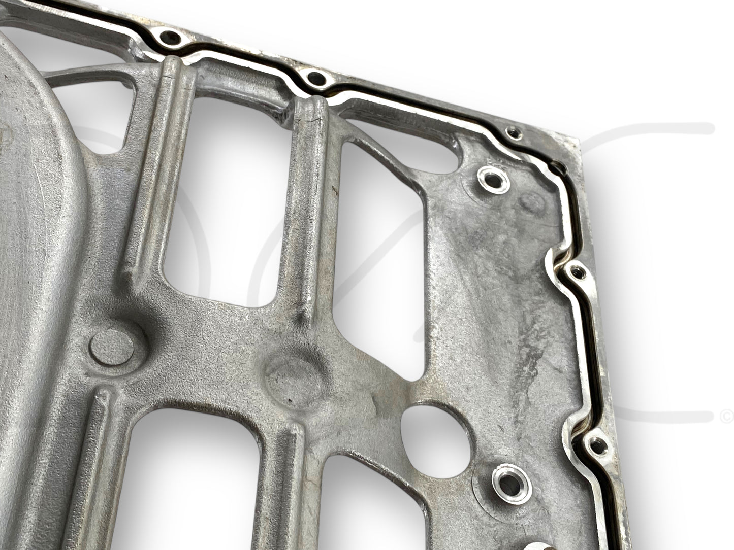 04-07 Ford F250 F350 6.0 6.0L Diesel Upper Oil Pan Baffle Plate OE 1843446C1