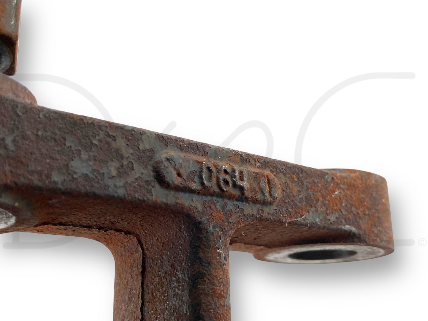 99-03 Ford F650 F750 Front Axle Leaf Spring Shackle Hanger OEM Yc35-5B311-Aa