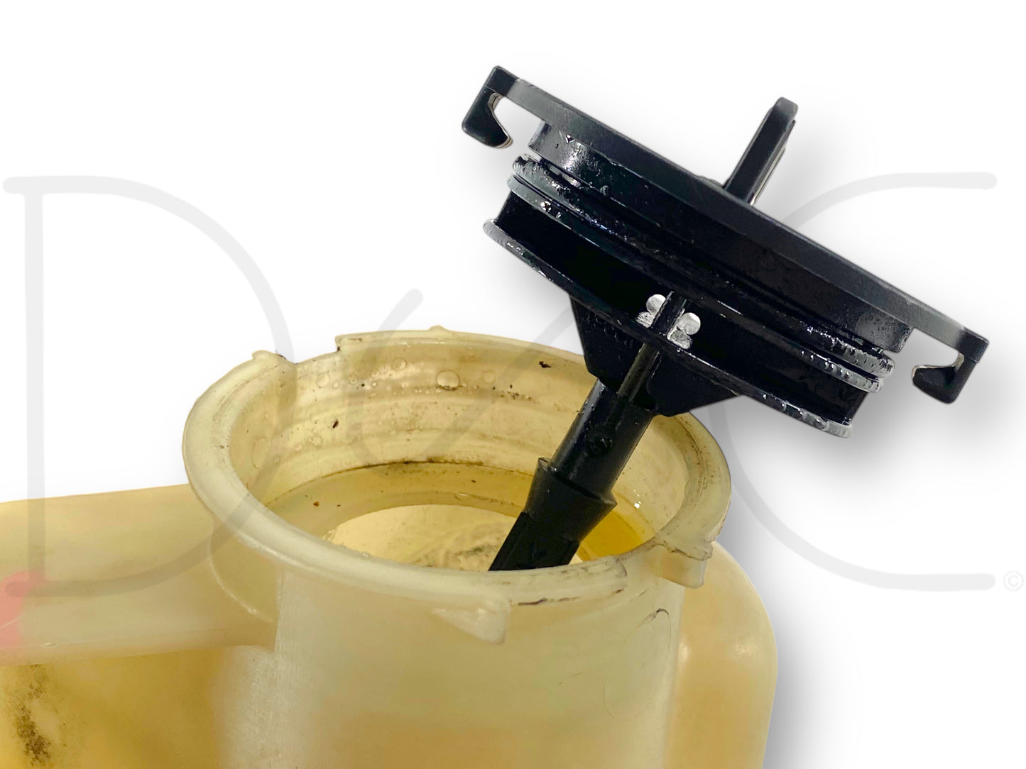 05-07 Ford F250 F350 6.0L Power Steering Fluid Reservoir 3 Port 5C34-3R700-Be