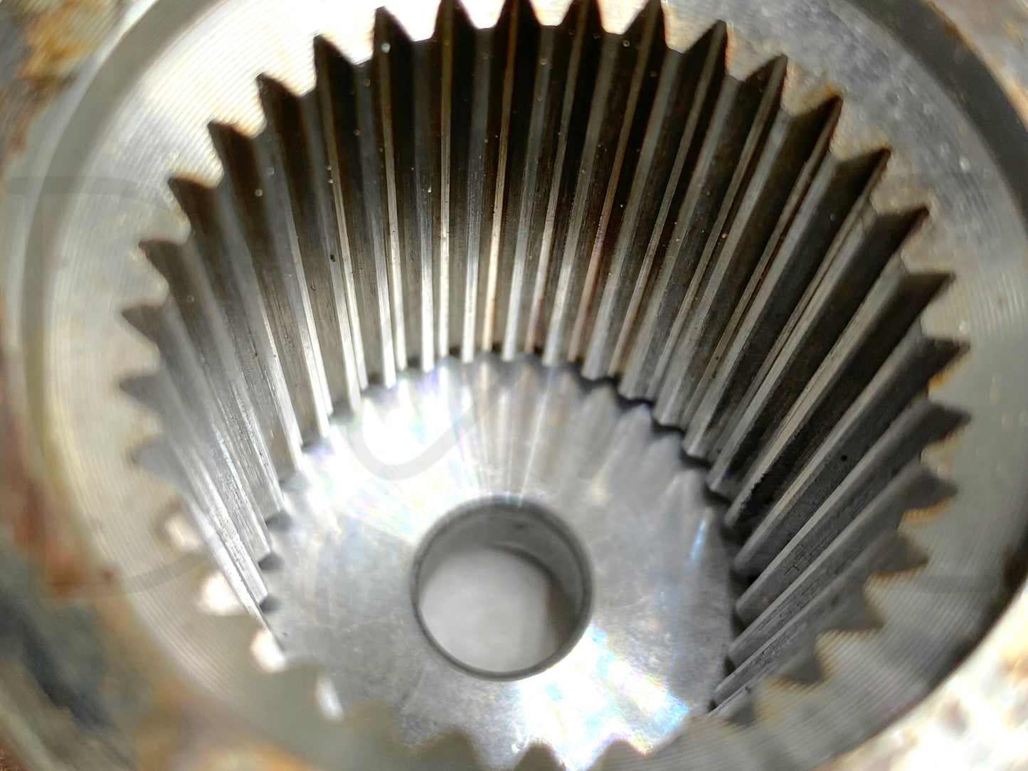 03-10 Ford F250 F350 2WD Auto Trans 5R110 Output Shaft Driveshaft Flange OE