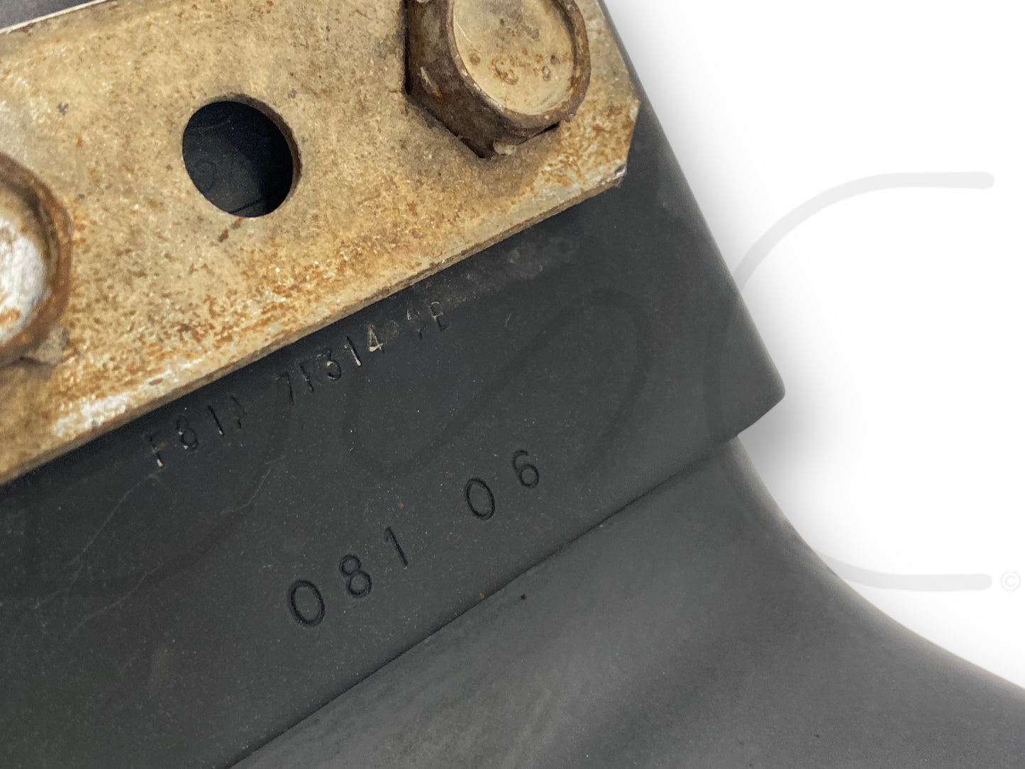 04-10 Ford F250 F350 2WD Automatic Trans Transmission Crossmember Frame