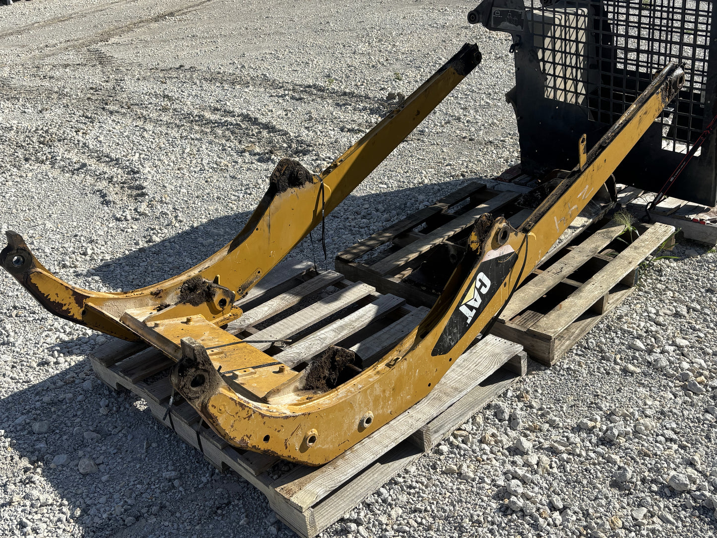 Cat 226B 226B2 Skid Steer Loader Arm Frame 295-7075