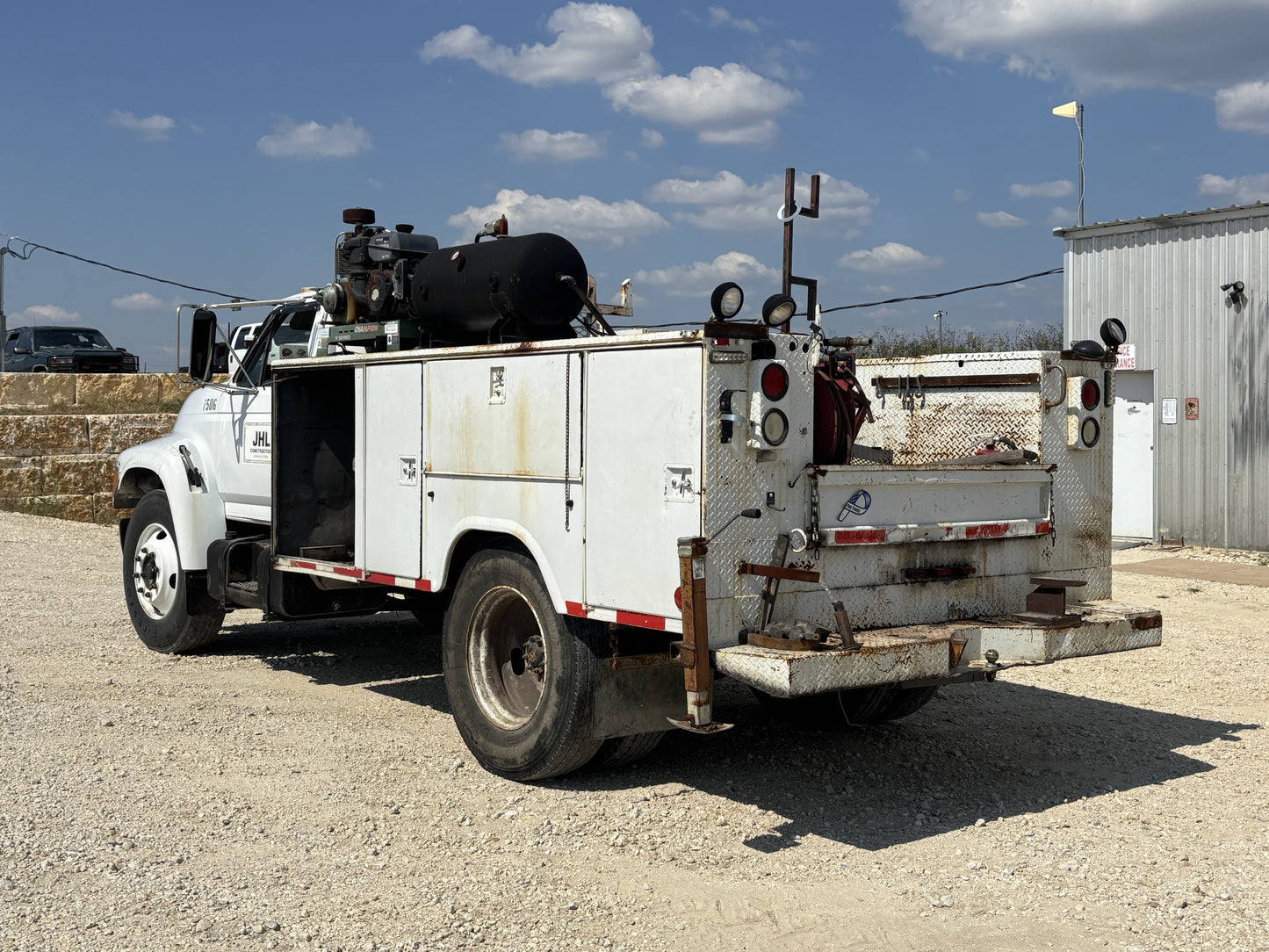 93-98 Ford F650 F750 RH Right Passenger Front Door Manual White