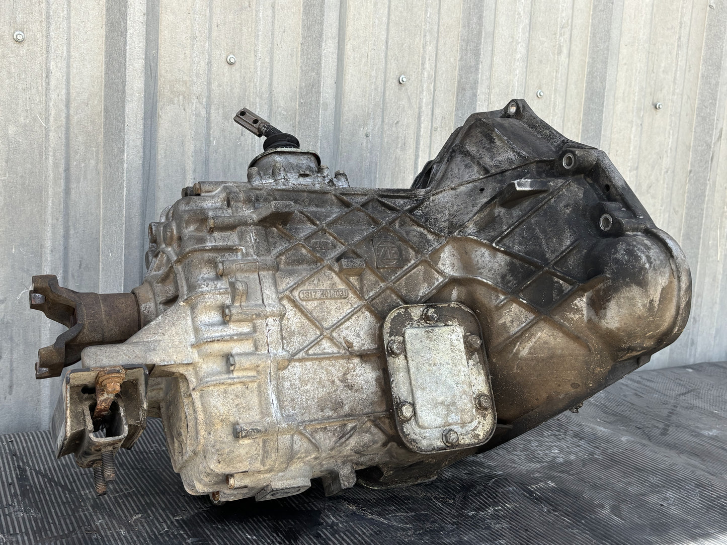 94-97 Ford F250 F350 7.3 7.3L Diesel ZF5 ZF-5 Manual Transmission S5-47 2WD Rwd
