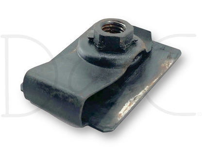 99-07 Ford F250 F350 Bed Bolt Nut Clip M12  Mount Mounting Bolt Retainer OE