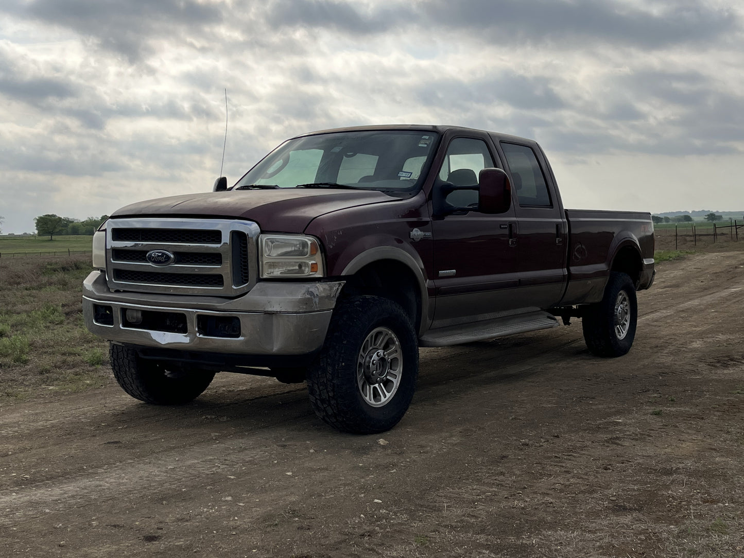 05-07 Ford F250 F350 DANA 60 4X4 Front Axle 3.73