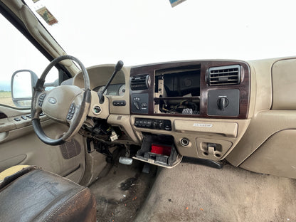 2005-2007 Ford F250 F350 Rear LH Cc Door Maroon/Tan Kr