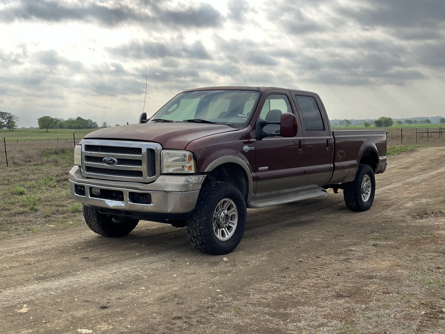 05-07 Ford F250 F350 DANA 60 4X4 Front Axle 3.73