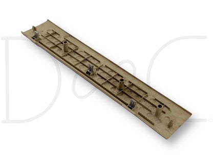 99-04 Ford F250 F350 Lh Left Driver Rear Rocker Sill Trim Panel Tan Oe