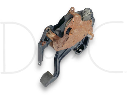 08-10 Ford F250 F350 Emergency Parking Brake Pedal Hood Release Assembly OEM