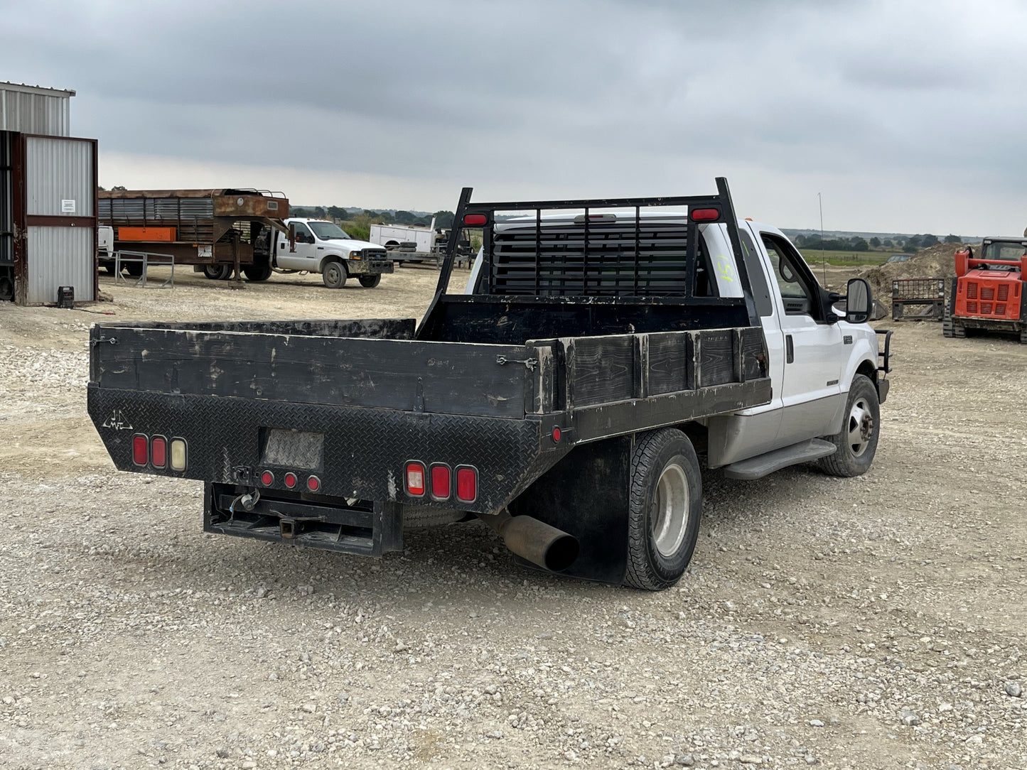 99-07 Ford F250 F350 Hood White