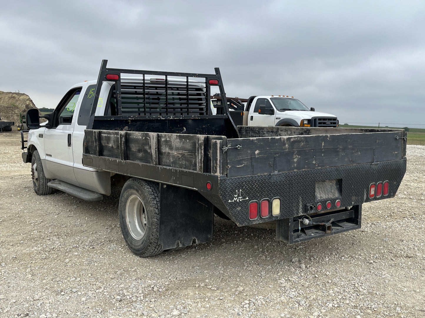 99-07 Ford F250 F350 Hood White