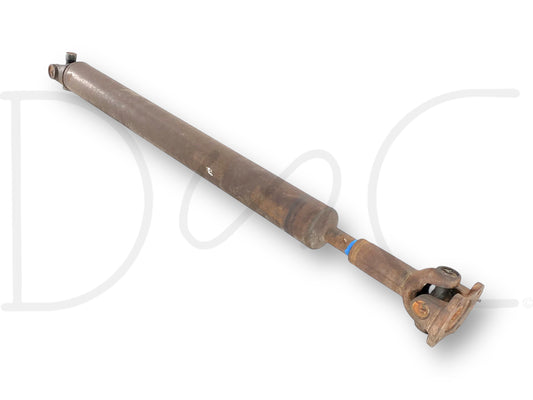 99-02 Ford F250 F350 ZF6 Manual Rclb 4WD 137" WB Rear Driveshaft Drive Shaft OE
