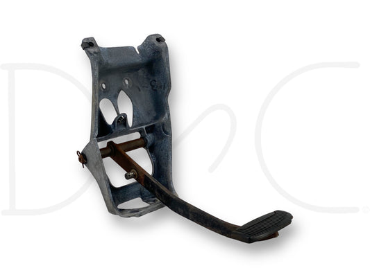 87-91 Ford F250 F350 Brake Pedal Assembly Auto Trans OEM