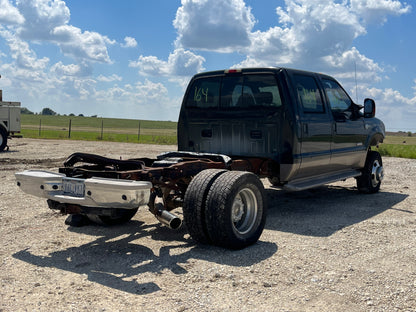 2005-2007 Ford F250 F350 King Ranch Rear Bumper W/ Parking Sensors