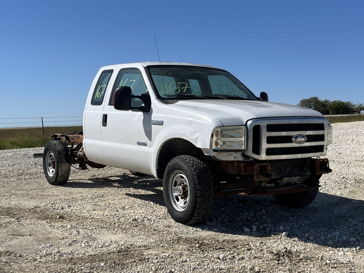 99-07 Ford F250 F350 Hood White