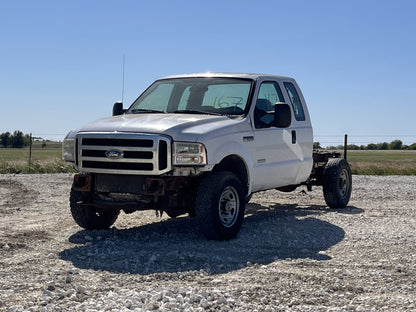 2005-2007 Ford F250 F350 Header Panel XLT White