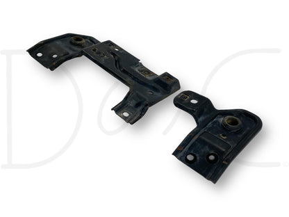 99-03 Ford F250 F350 Upper Radiator Mount Bracket Pair OE Brackets F81B8K007-AB