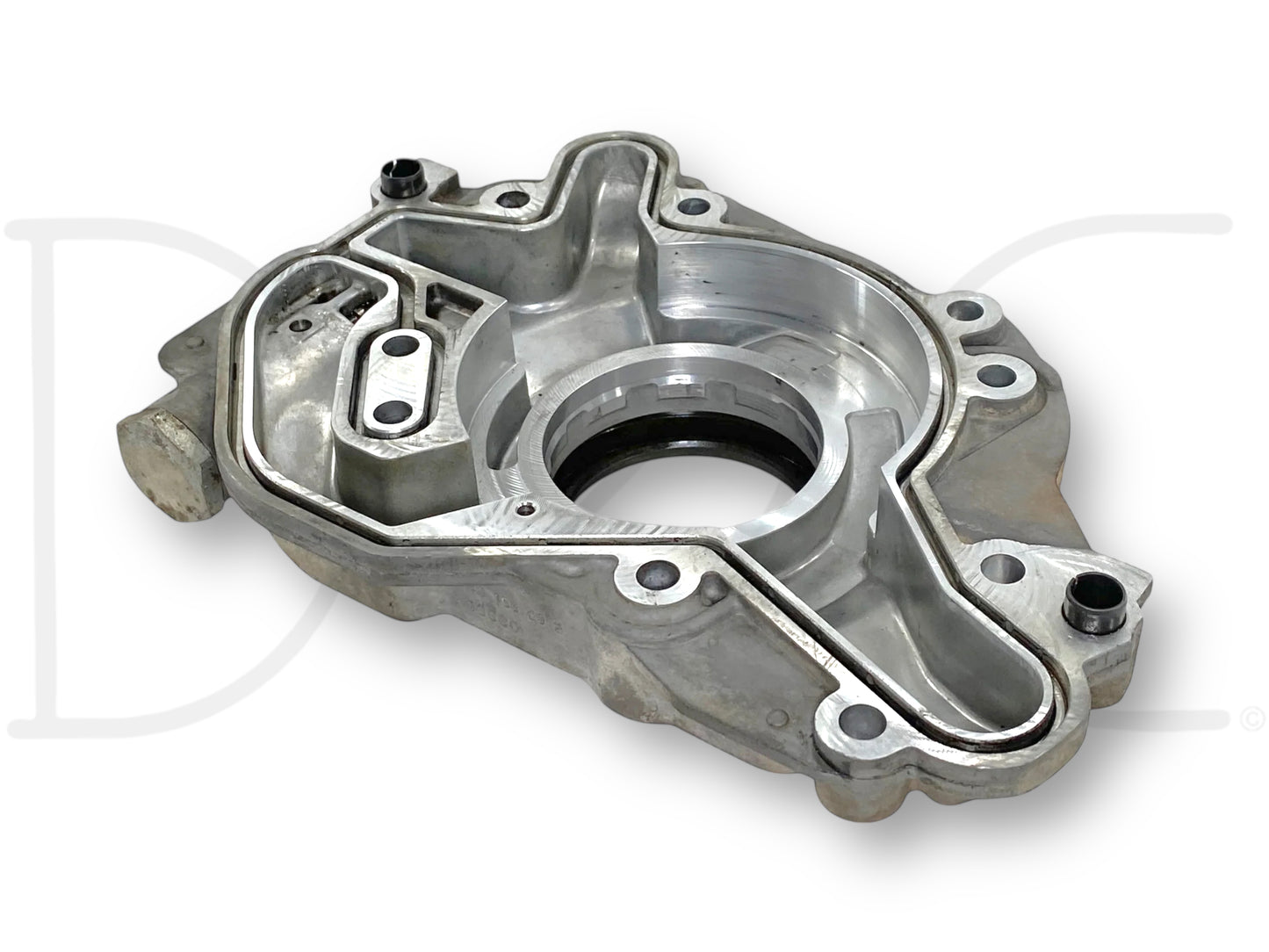08-10 Ford F250 F350 6.4 6.4L Oil Pump Housing Cover OE 1855707C2