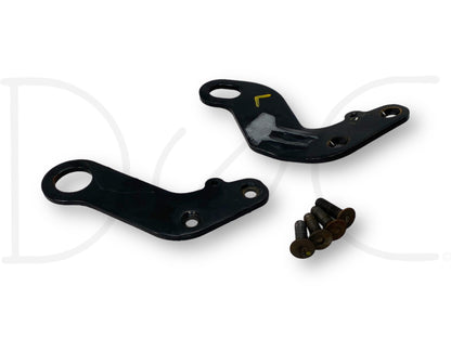 03-07 Ford F250 F350 6.0 6.0L Powerstroke Engine Lifting Eye Hook Bracket Set OE