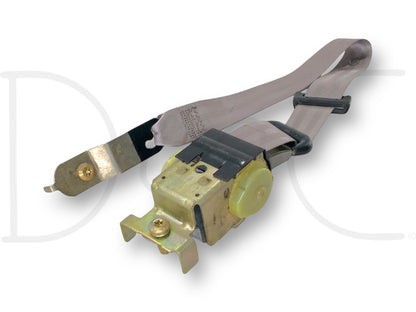 99-04 Ford F250 F350 RH Right Passenger Rear Seat Belt Seatbelt Gray OE