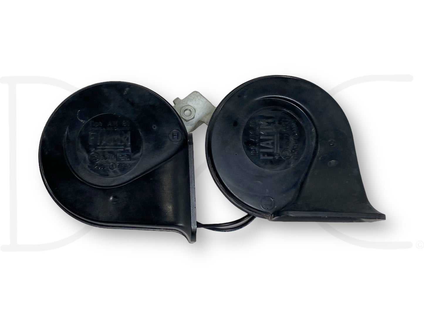 02-04 Ford F250 F350 Super Duty Horn Pair OEM Dual Note Horns