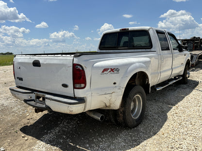 99-07 Ford F250 F350 Rear RH Right Passenger Crew Cab Door Z1 White