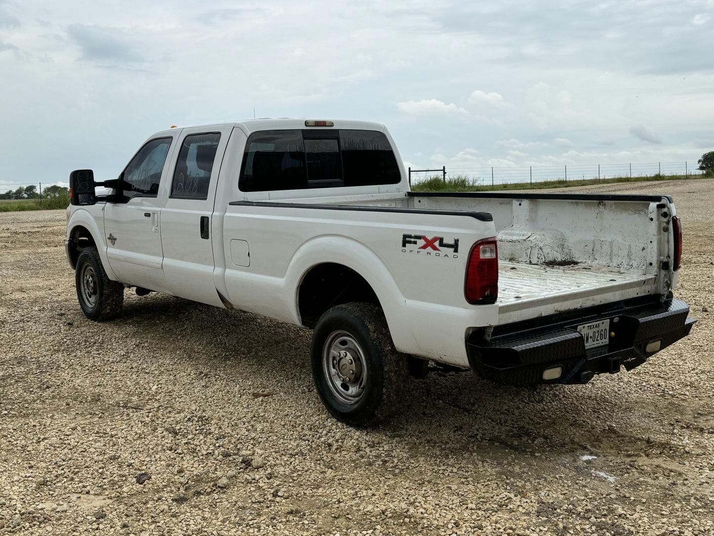 11-16 Ford F250 F350 Super Duty Hood Z1 White